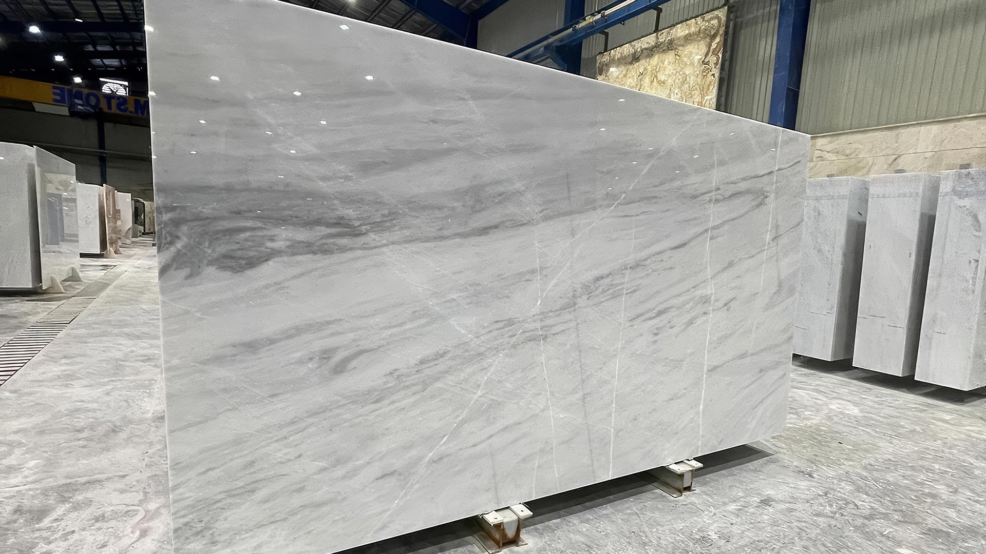 اسلب سنگ چینی ازنا